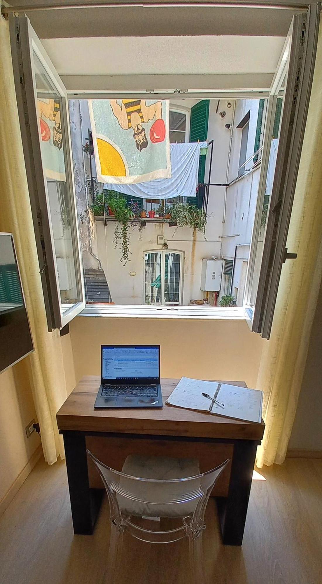 Baxeico Old Town Parking Free Appartement Genua Buitenkant foto